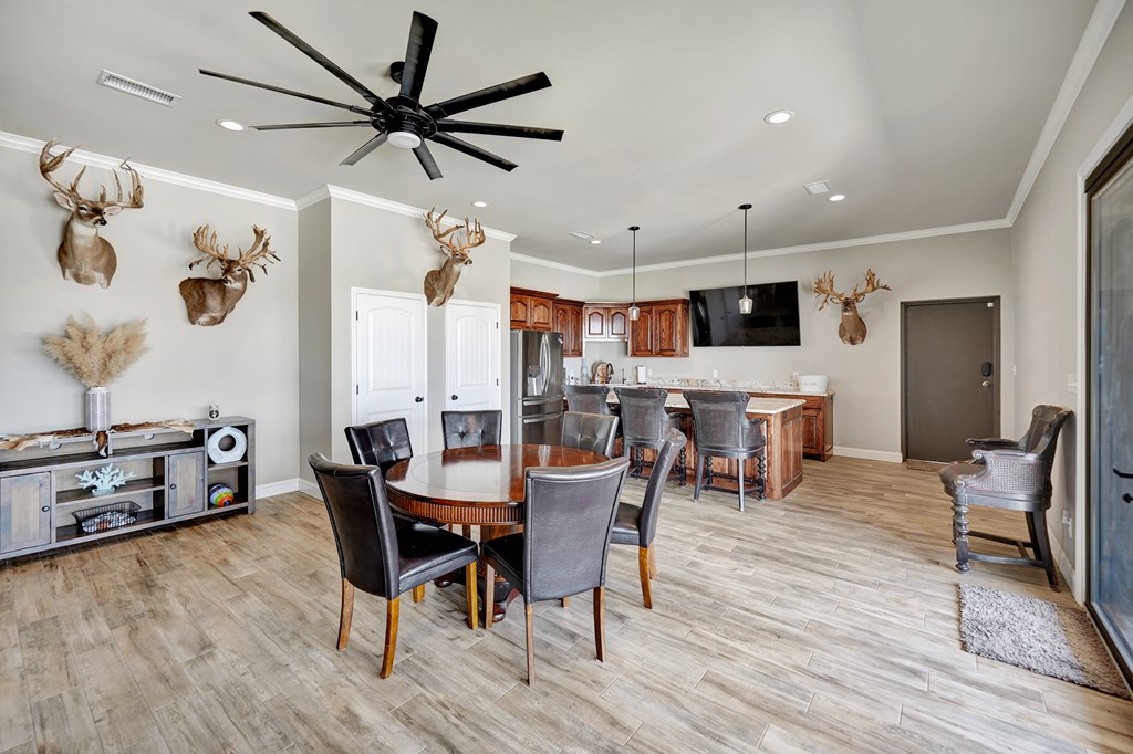 2116 County Rd 1122