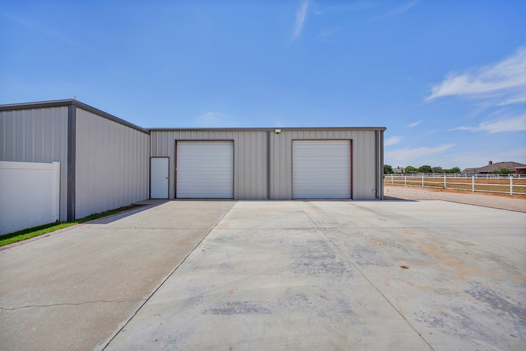 2116 County Rd 1122