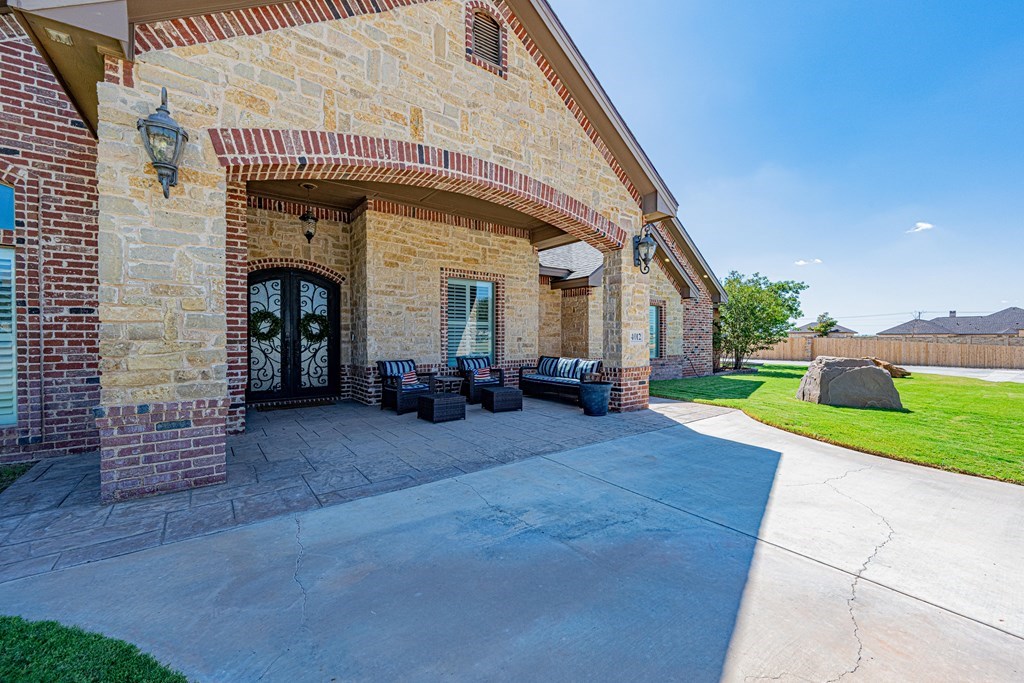 4012 E County Rd 63