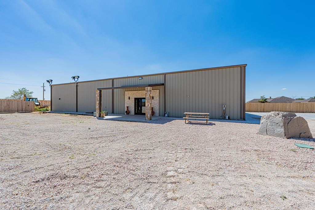 4012 E County Rd 63