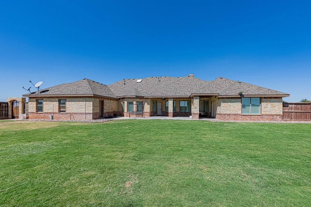 4012 E County Rd 63