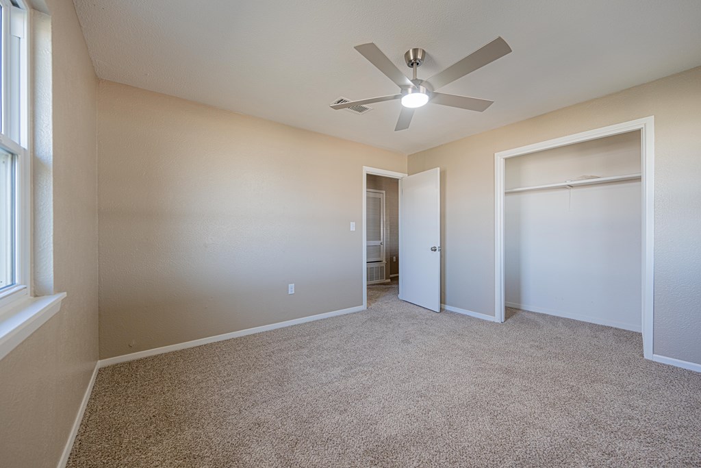 1405 Garden City Hwy
