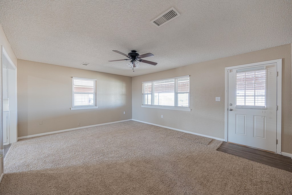 1405 Garden City Hwy