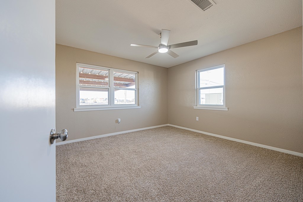 1405 Garden City Hwy