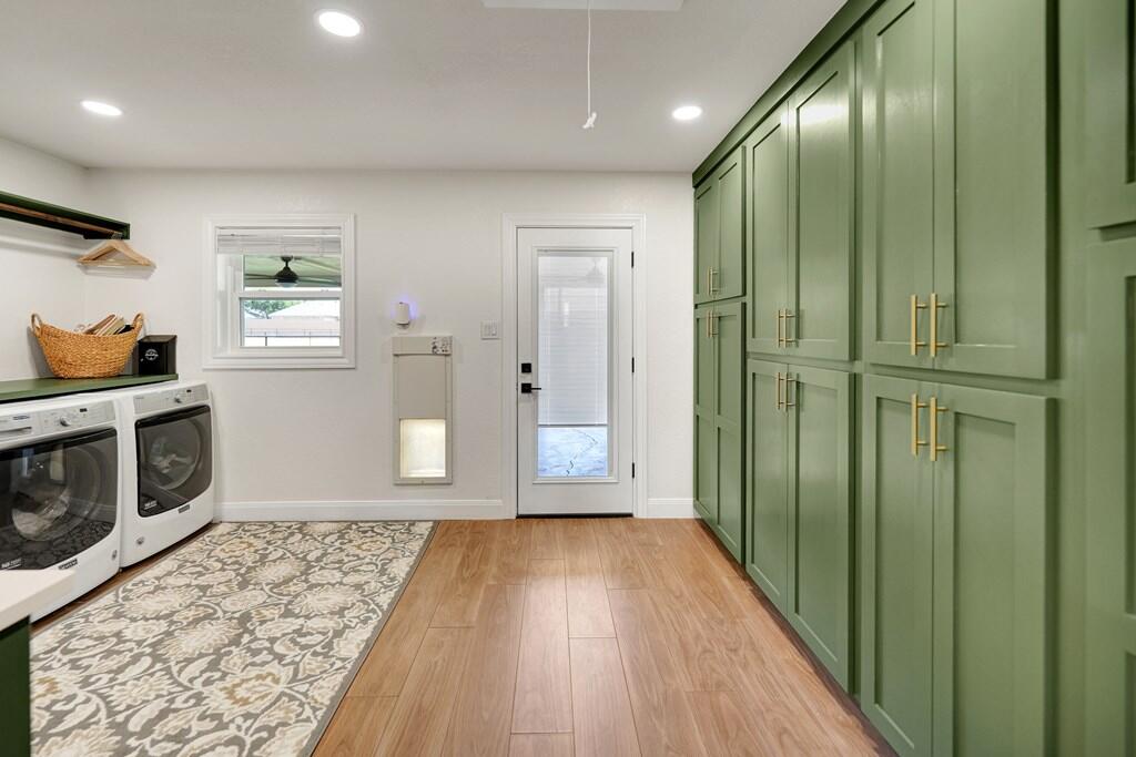 4513 Robin Lane