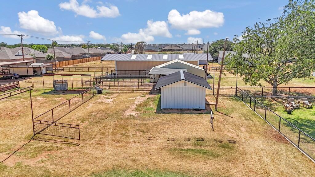 4513 Robin Lane