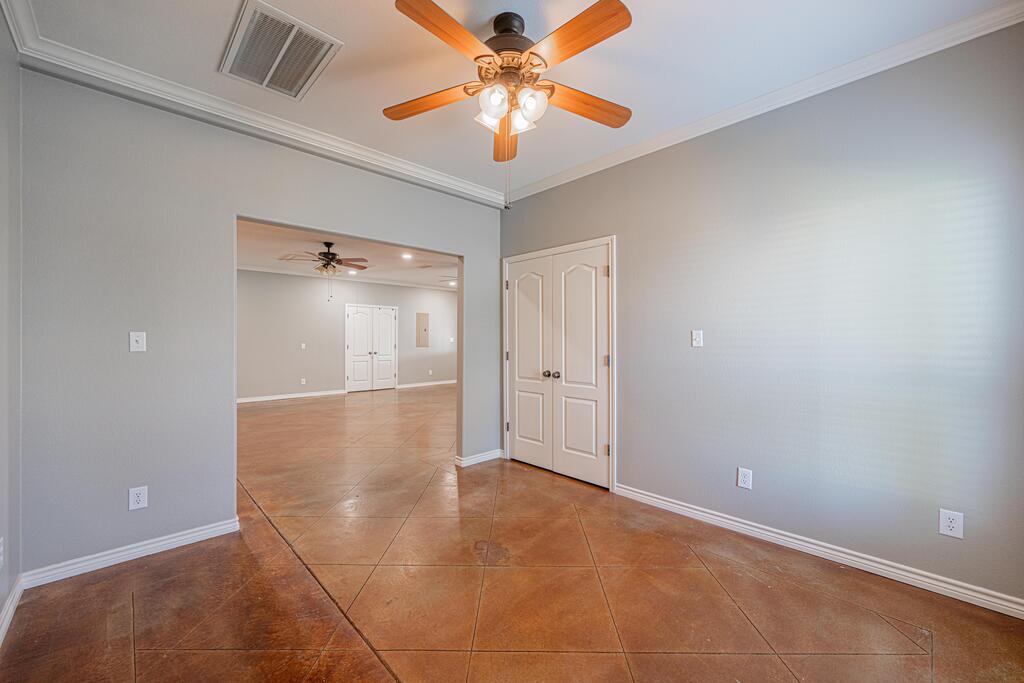 2117 S County Rd 1122