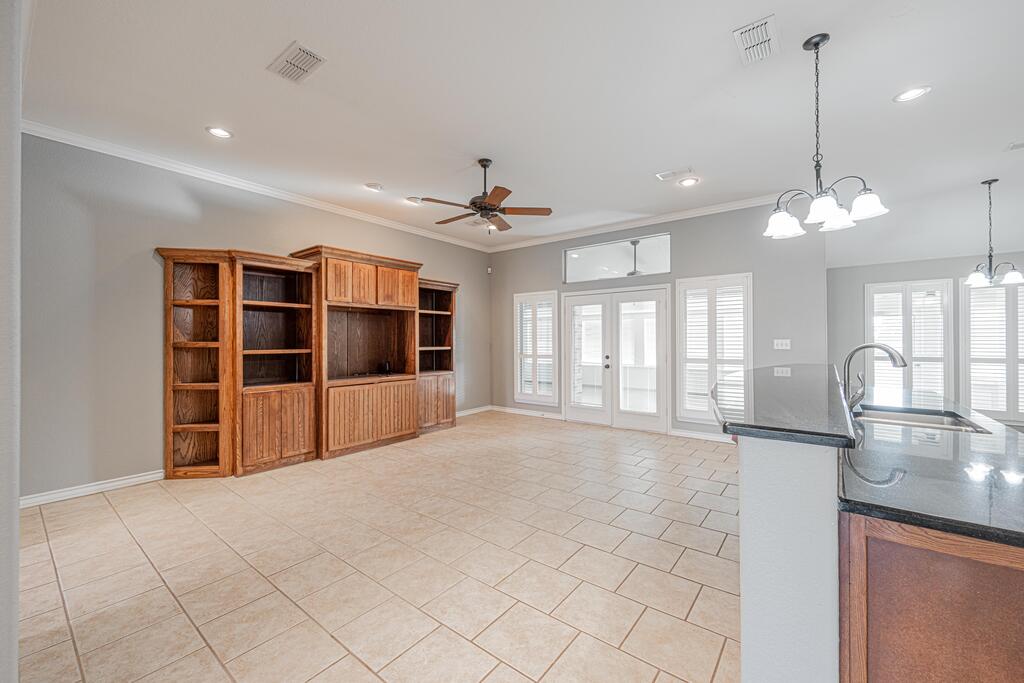2117 S County Rd 1122