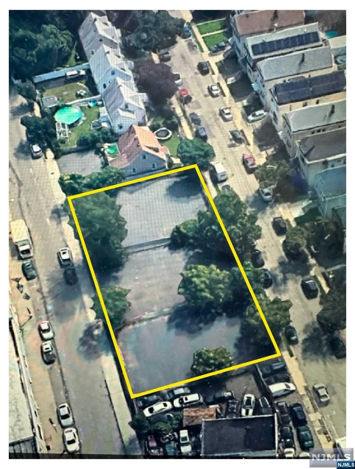 162 Van Riper Avenue