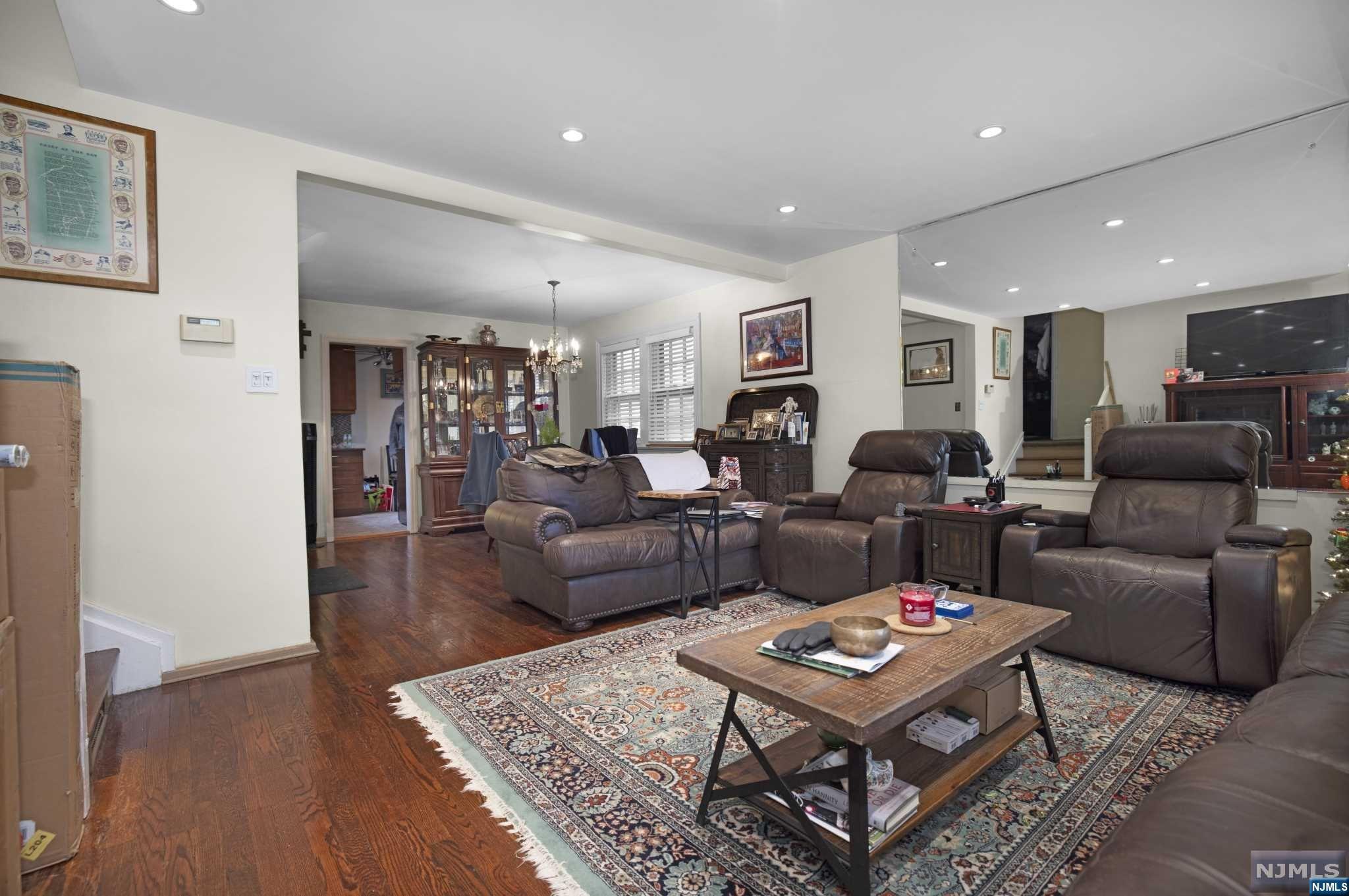 22 Parkside Lane