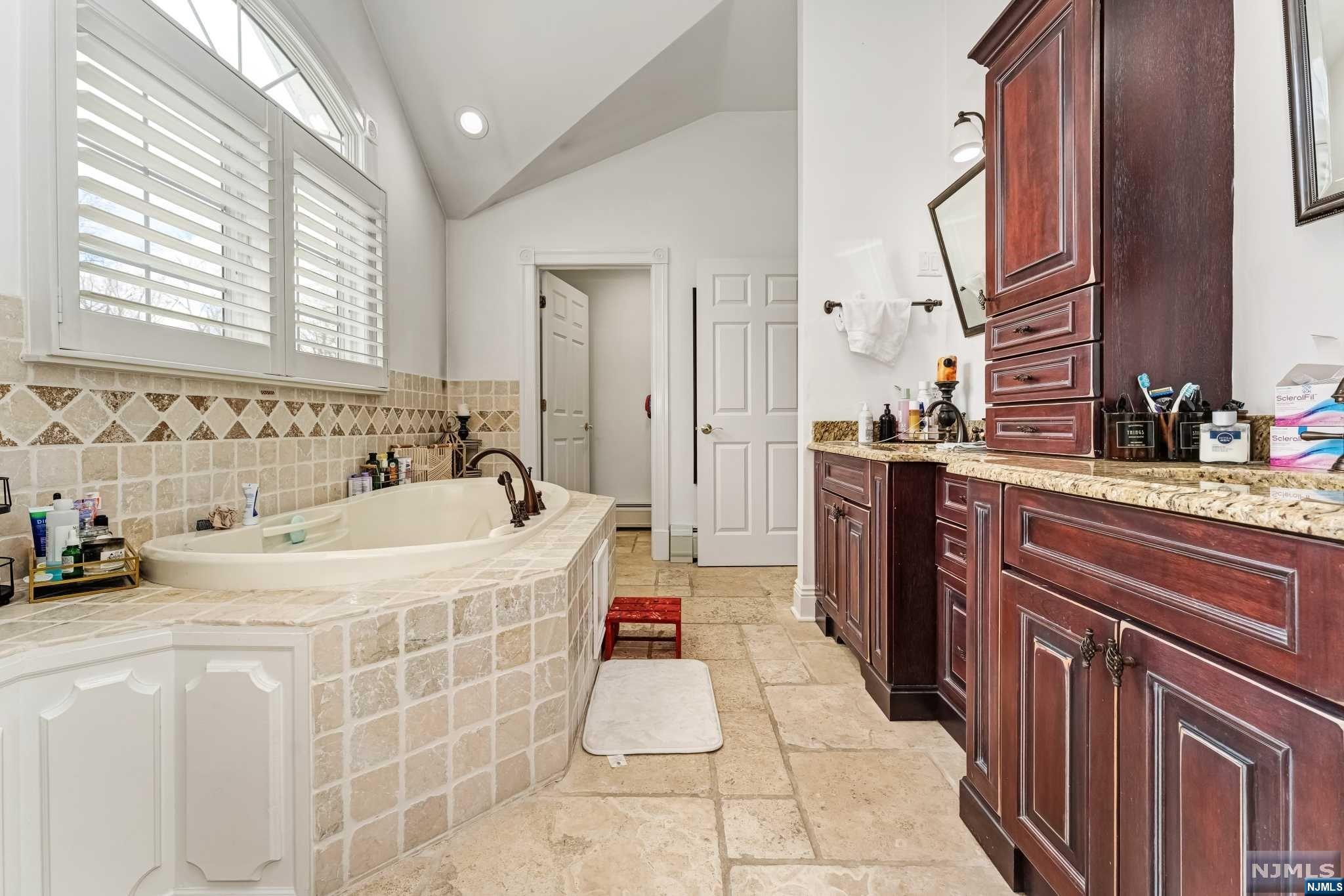 59 Tam O Shanter Drive