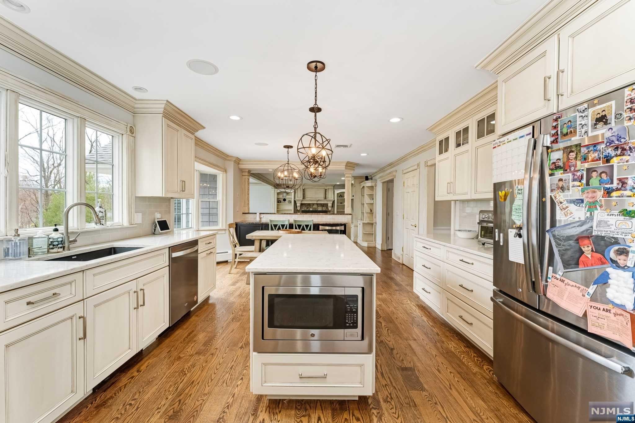 59 Tam O Shanter Drive