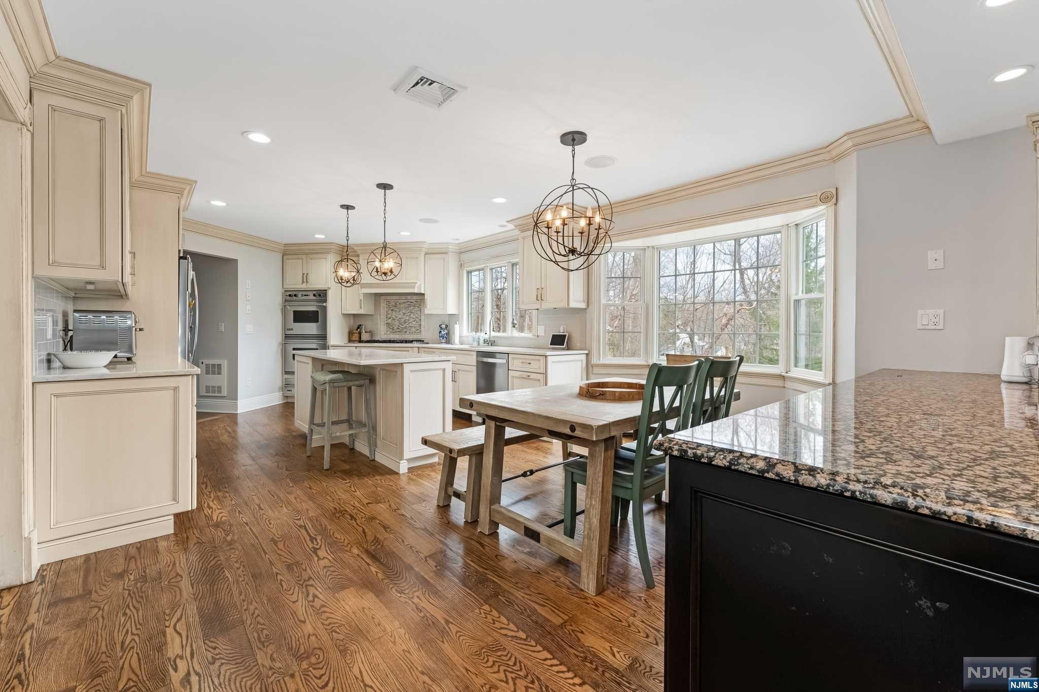 59 Tam O Shanter Drive