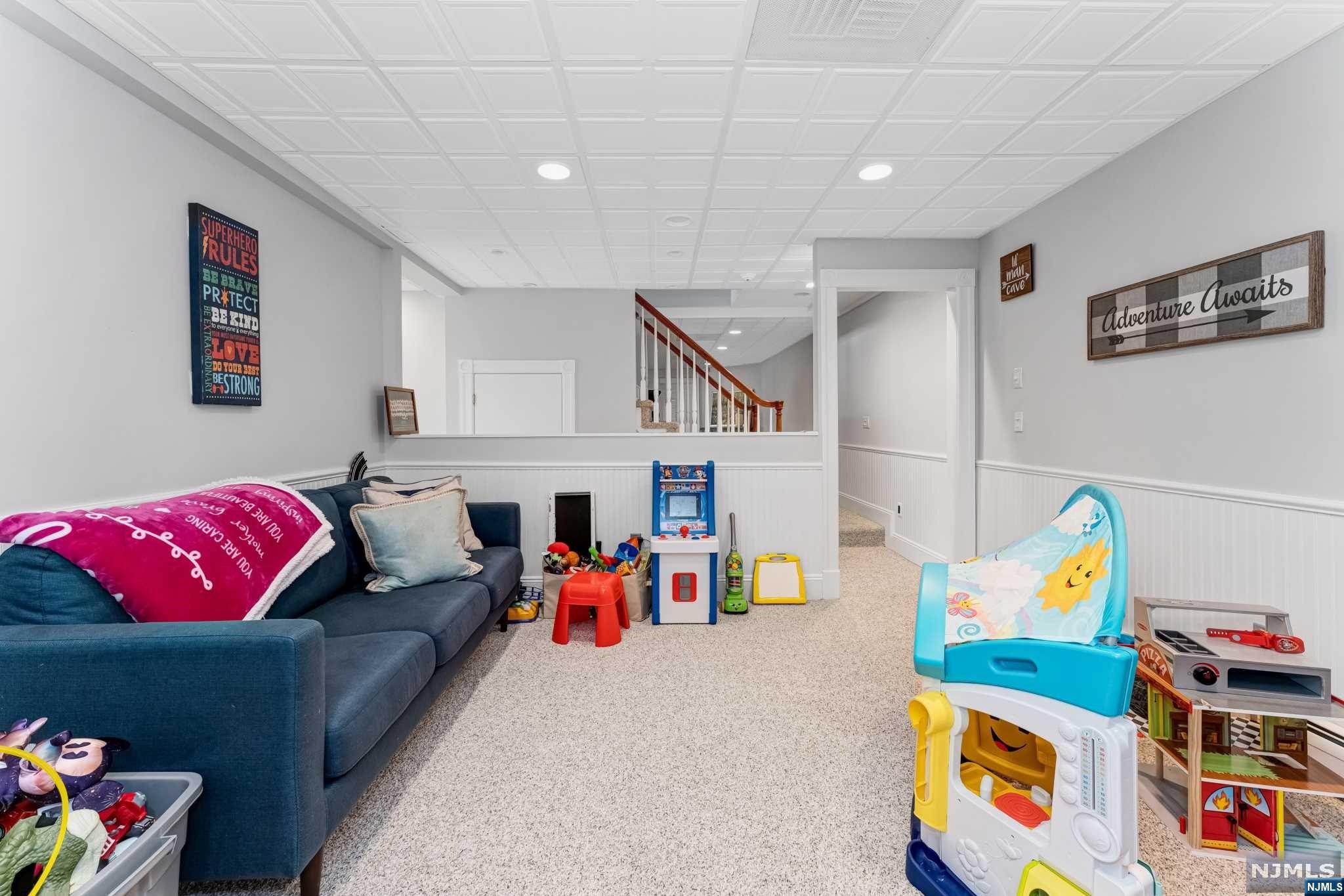 59 Tam O Shanter Drive