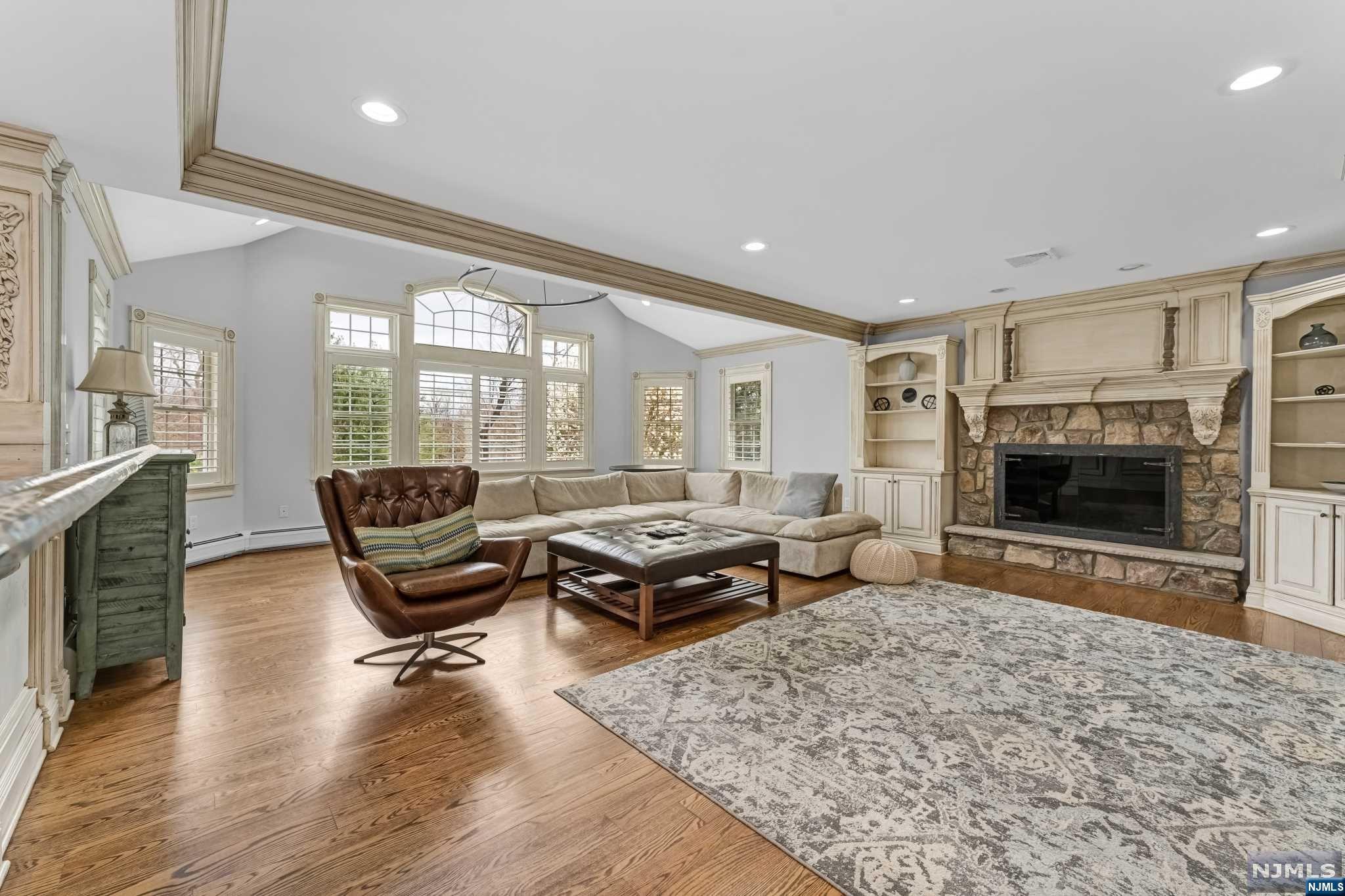 59 Tam O Shanter Drive
