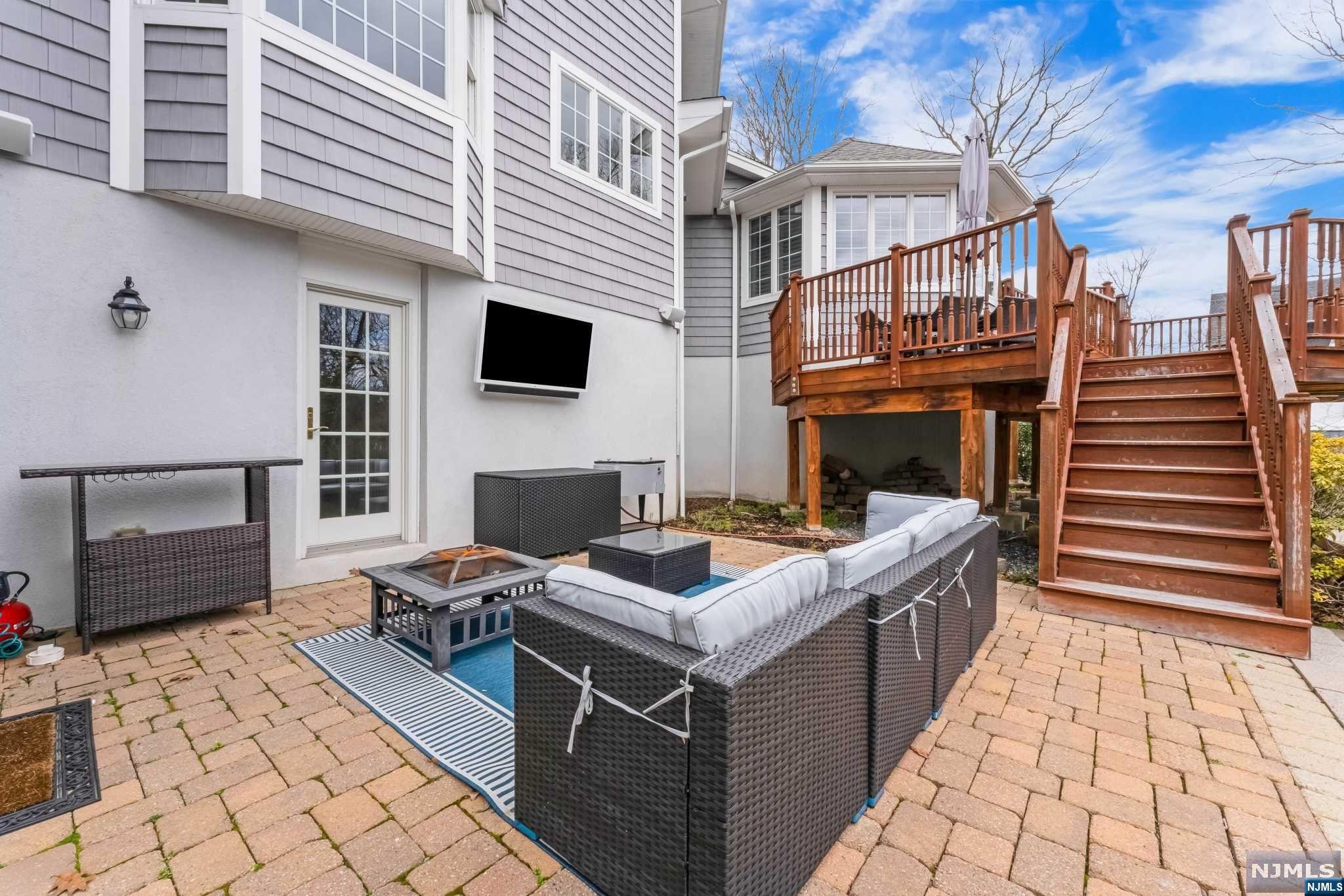 59 Tam O Shanter Drive