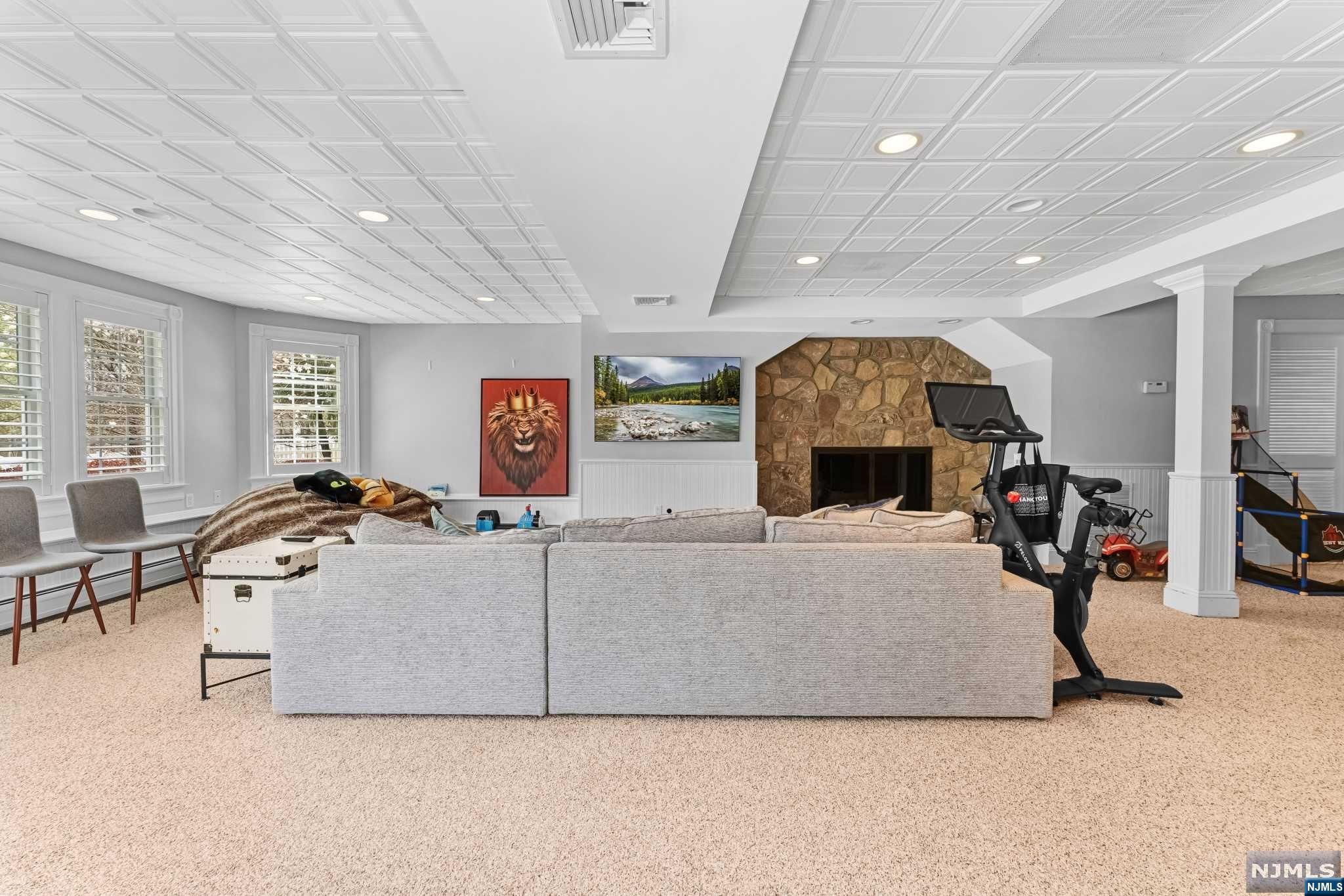 59 Tam O Shanter Drive