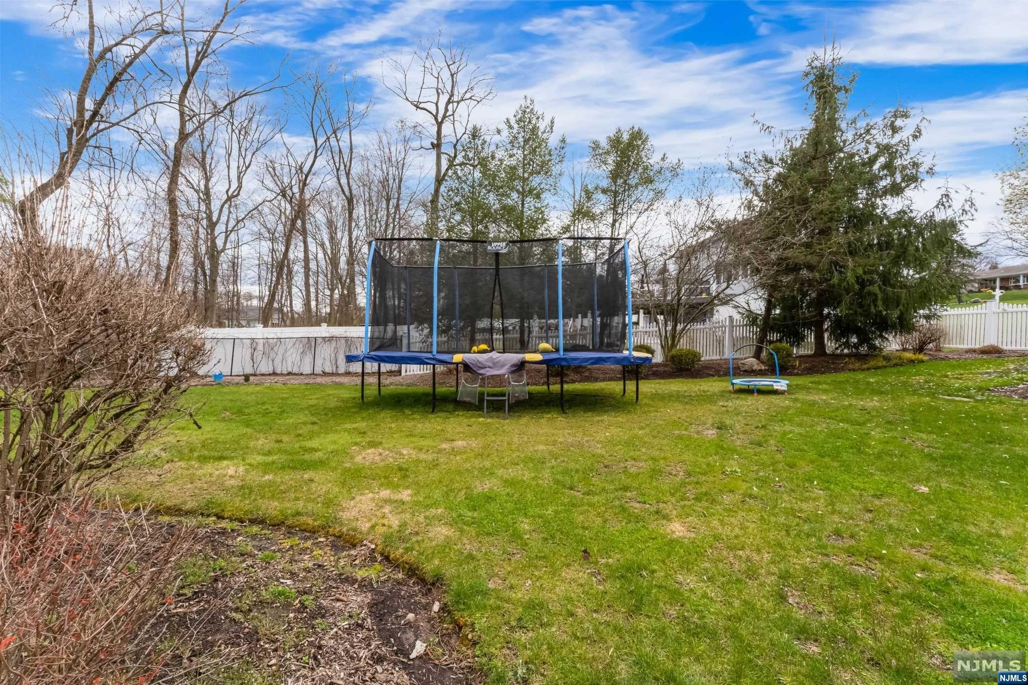 59 Tam O Shanter Drive