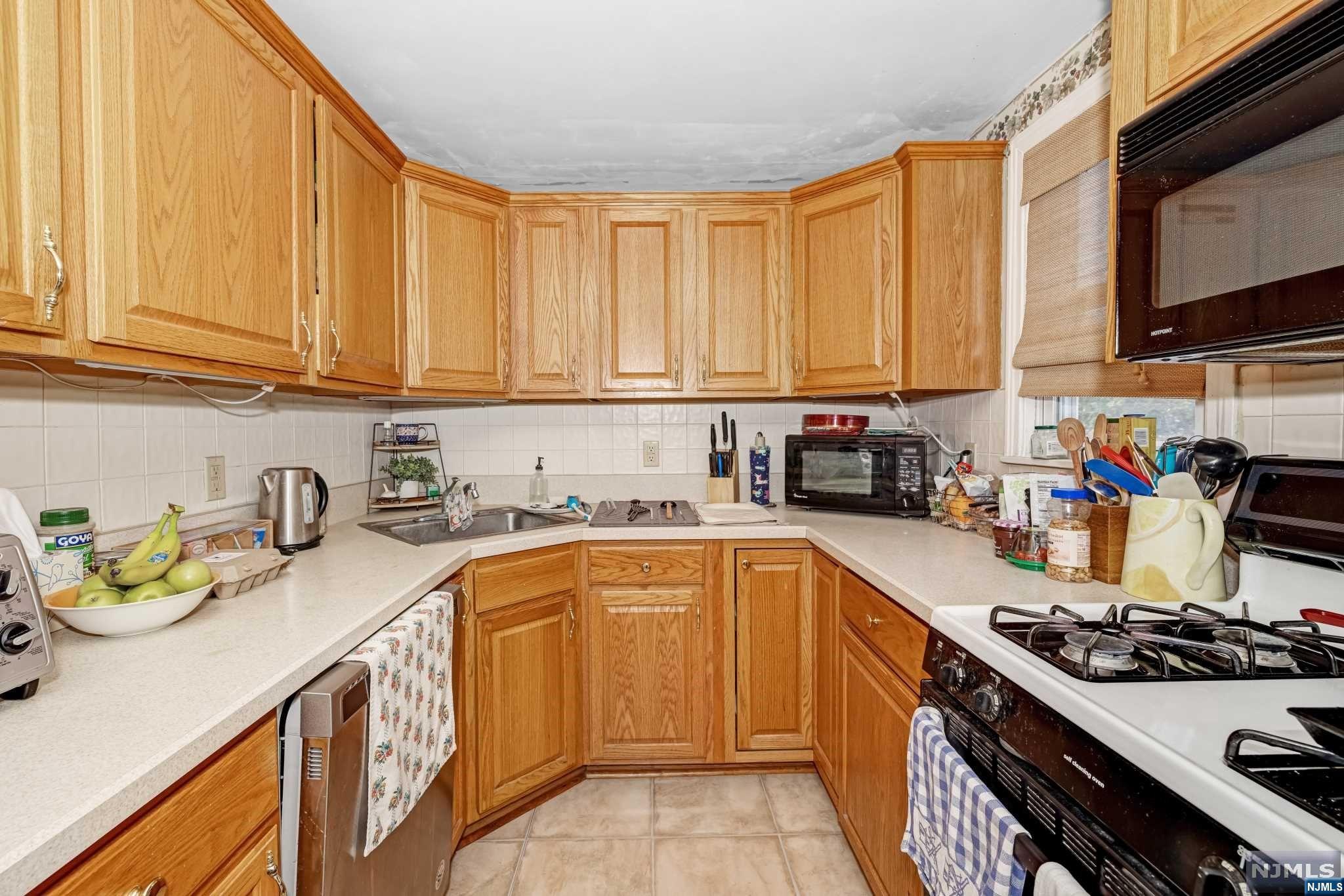 16 Birchwood Drive