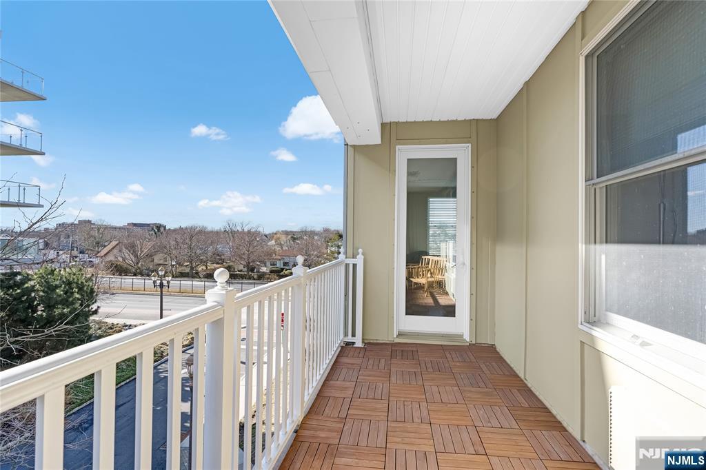 55 Melrose Terrace 306