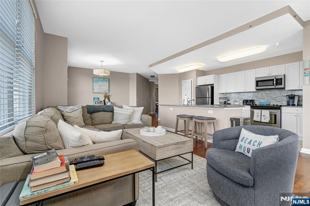 55 Melrose Terrace 306