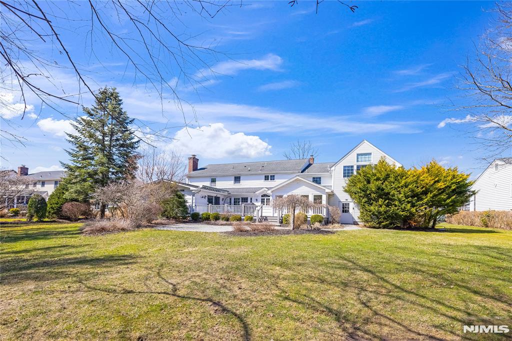 329 Dunham Place