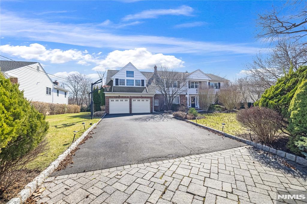 329 Dunham Place