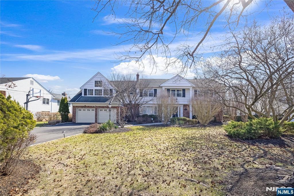 329 Dunham Place