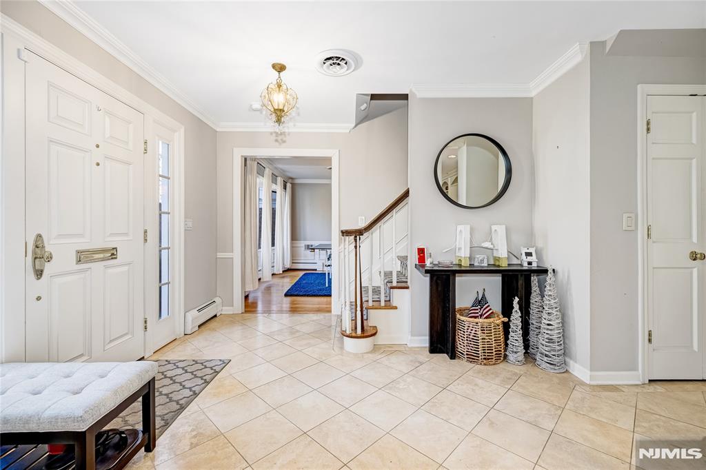 329 Dunham Place