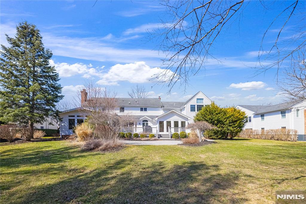 329 Dunham Place