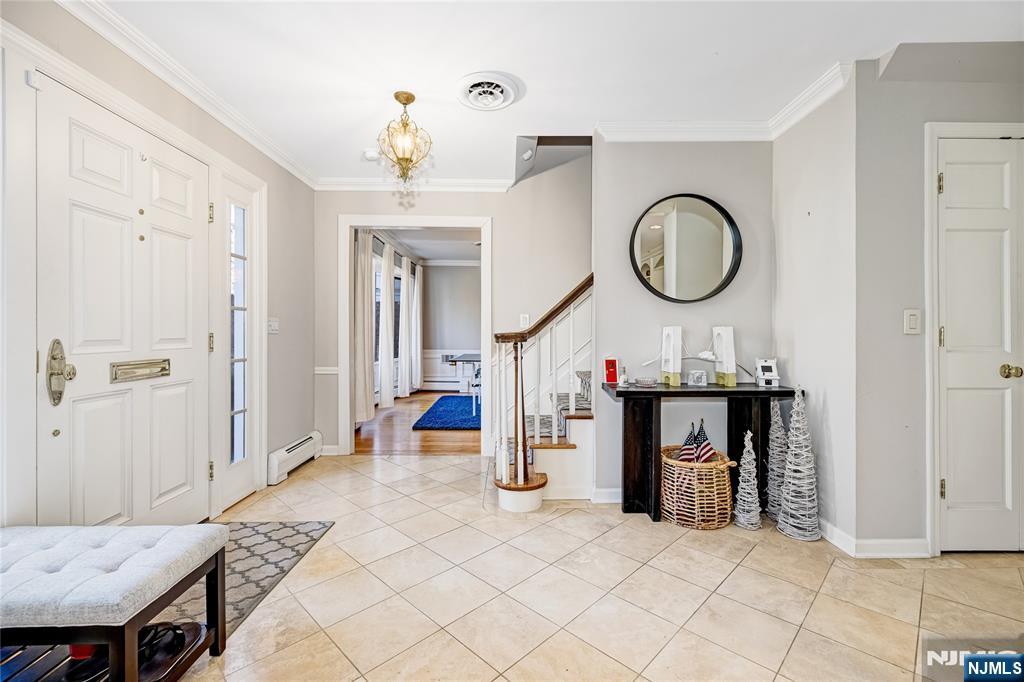 329 Dunham Place