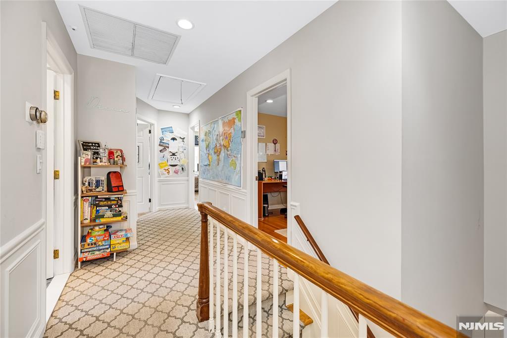 329 Dunham Place