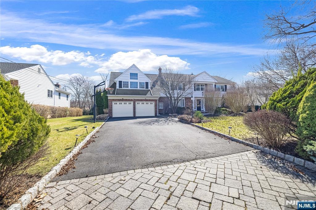 329 Dunham Place