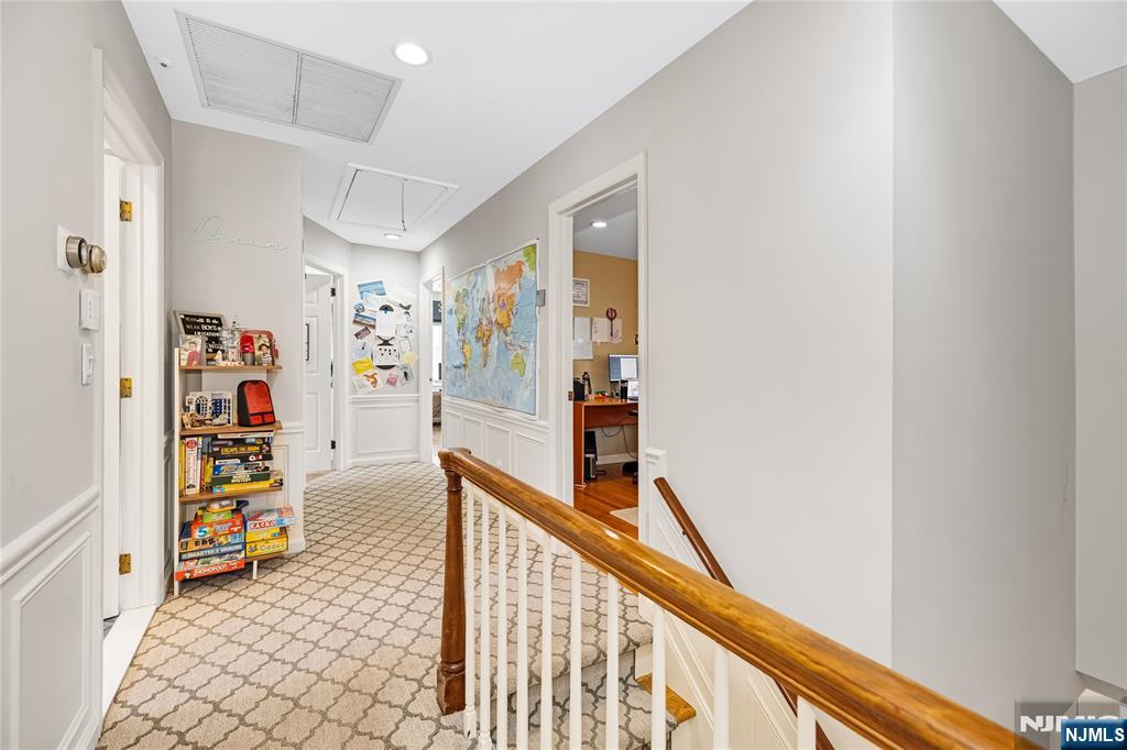329 Dunham Place