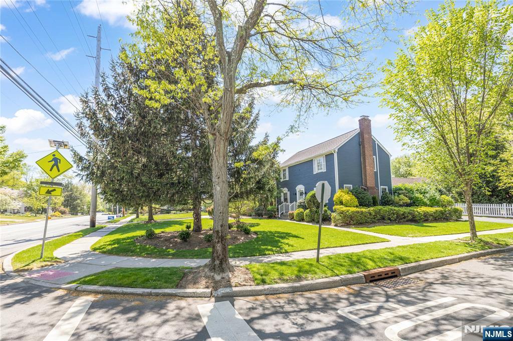 700 Ackerman Avenue