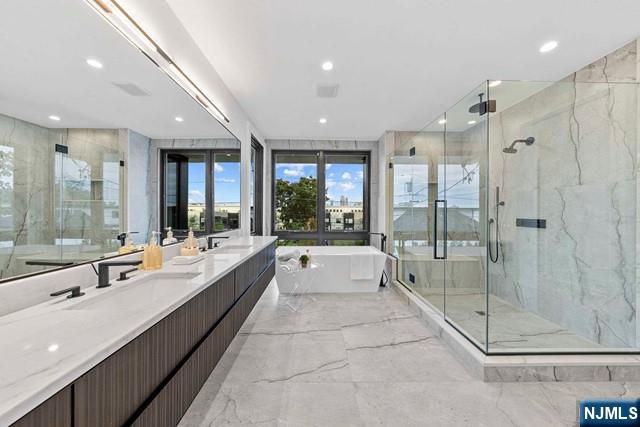 26B Oakdene Terrace
