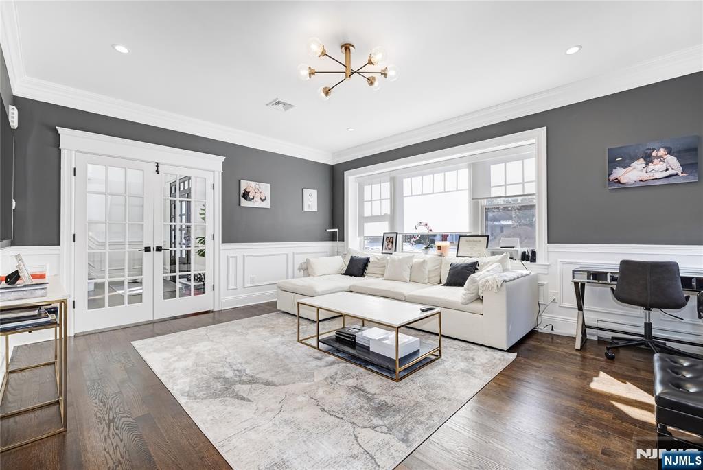 130 Starr Place