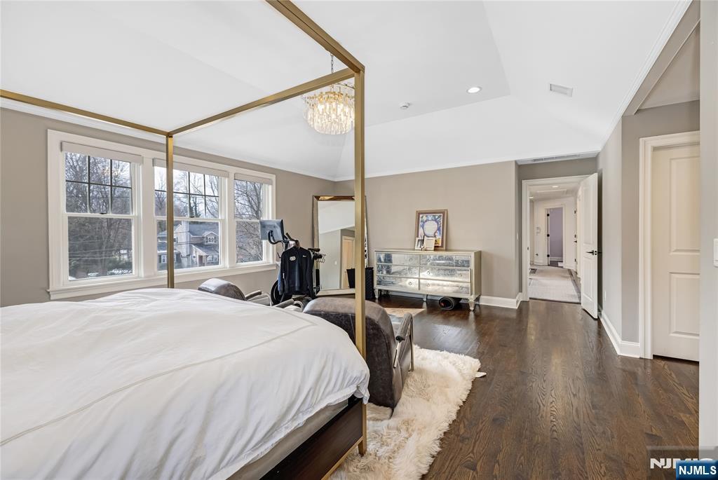 130 Starr Place