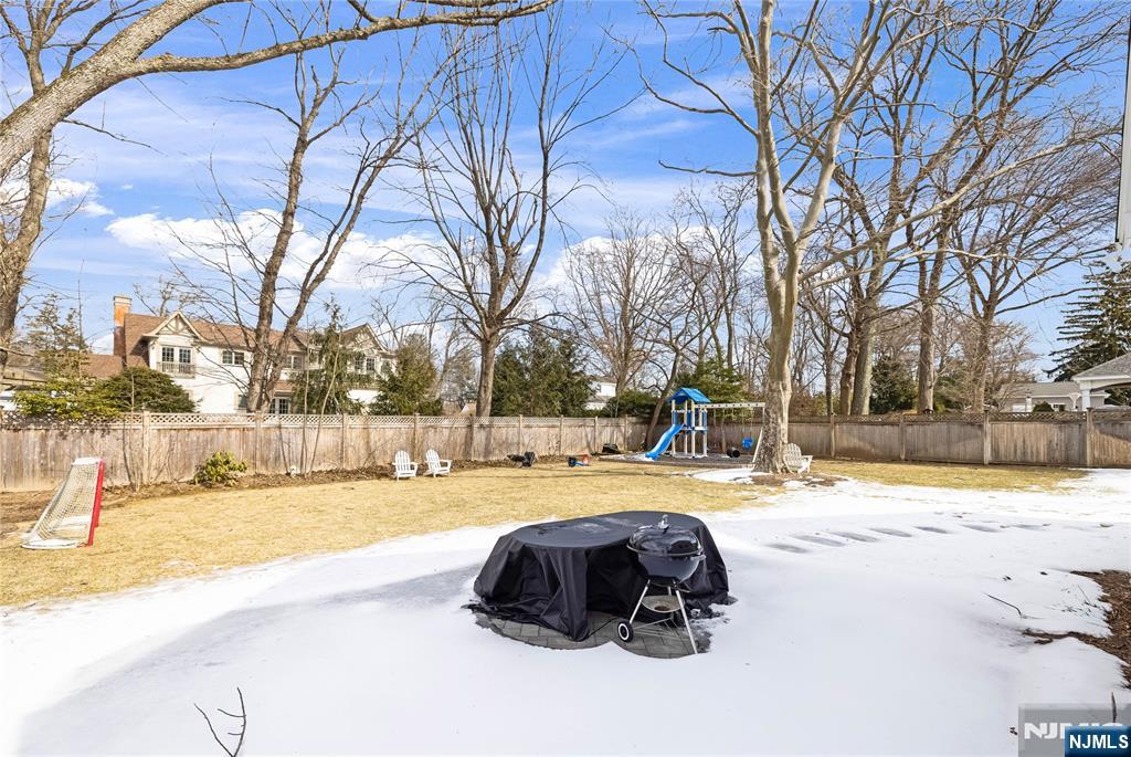 130 Starr Place