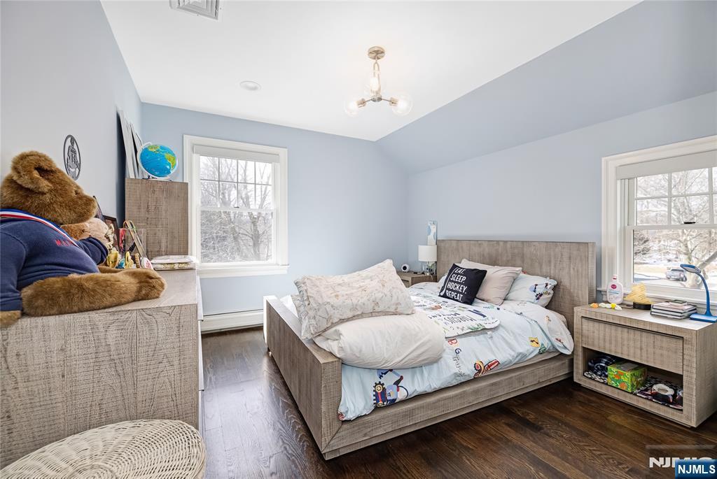 130 Starr Place
