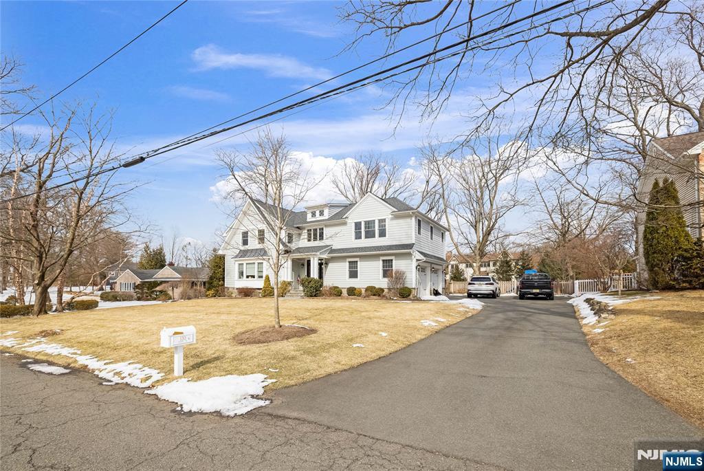 130 Starr Place