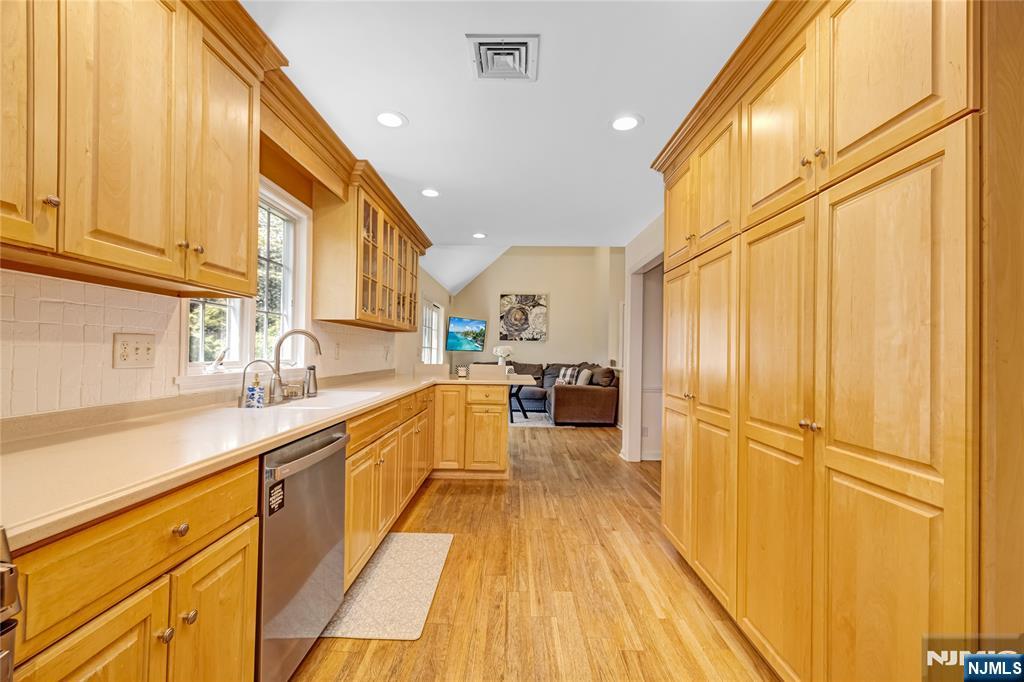 125 Greenway Road