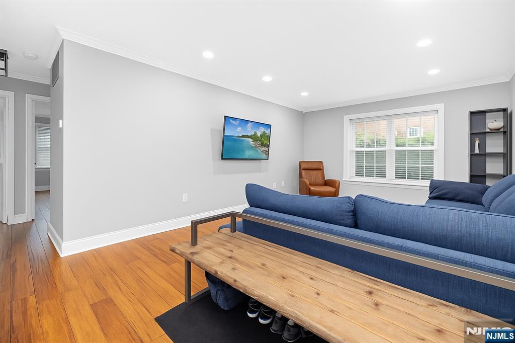 590 Center Street 1