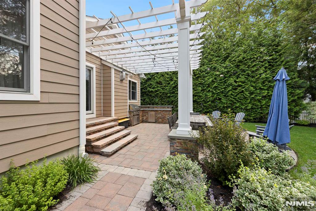 66 Andover Terrace