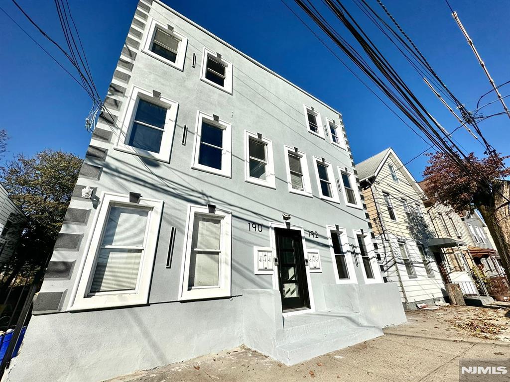 192 Ridge Street