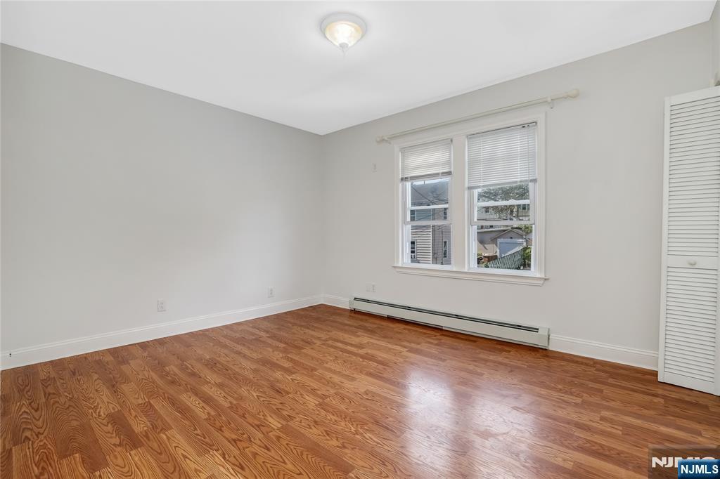 25 Smith Avenue B