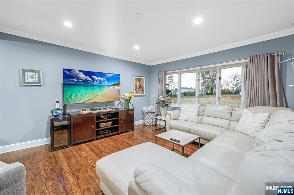 194 Delmar Avenue