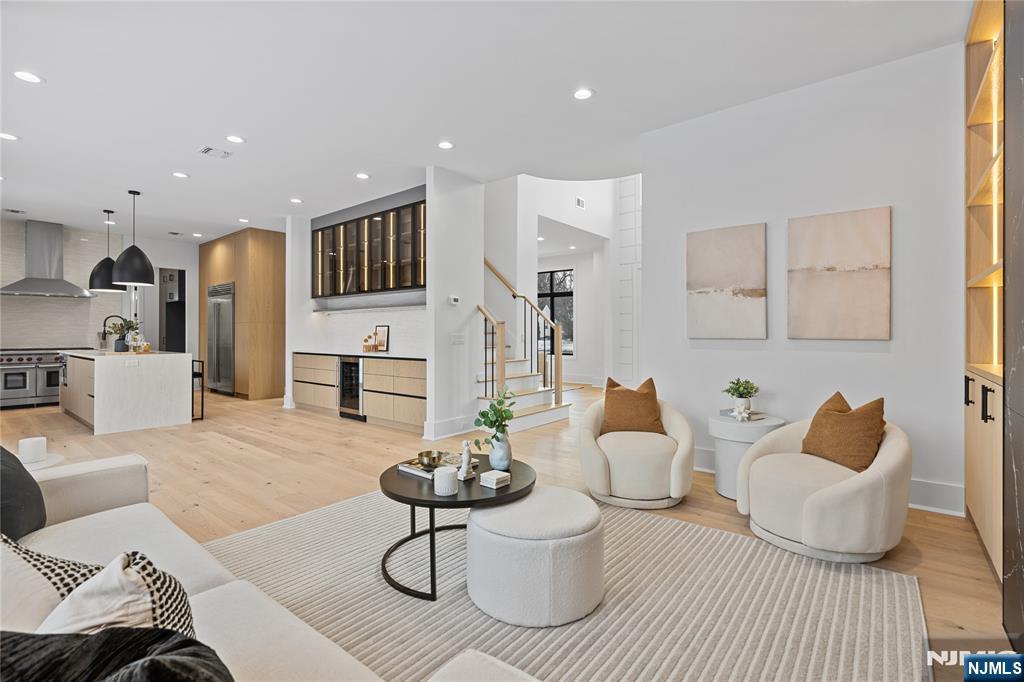 327 Harristown Road