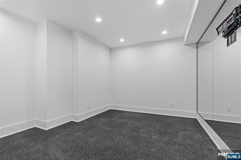 327 Harristown Road