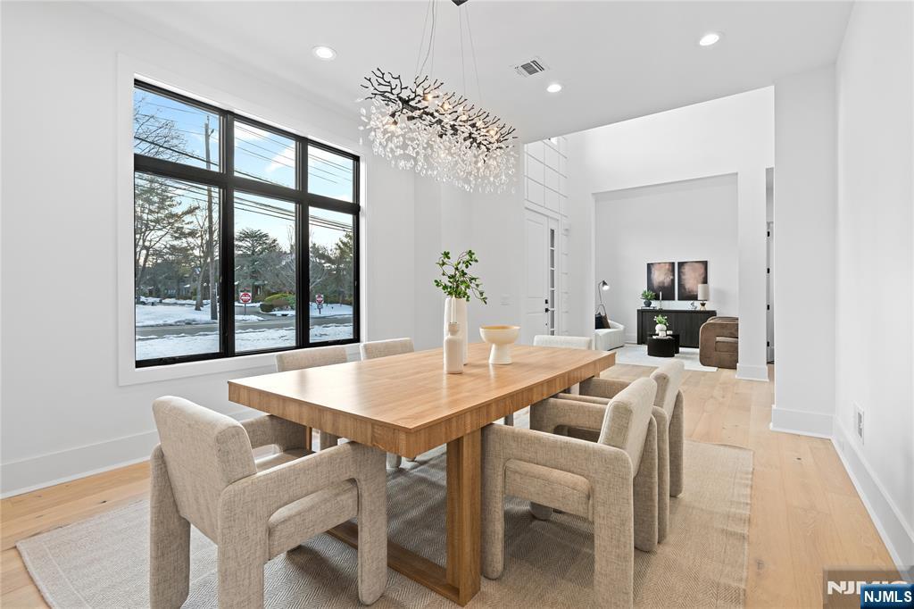 327 Harristown Road